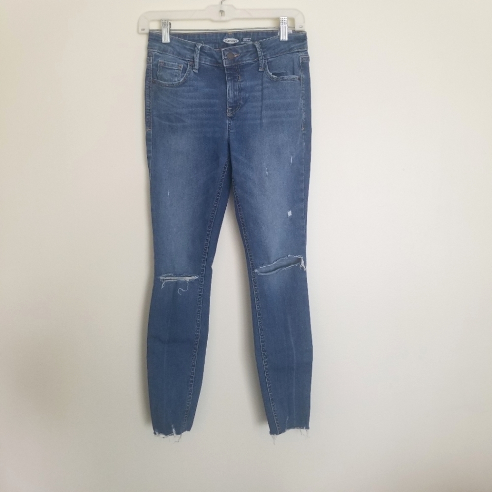 Old Navy Built In Scuplt RockStar Distressed Super Skinny Blue Jean's Size 2